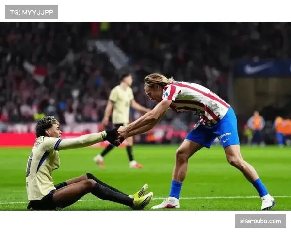 马竞少人作战防守:十人阵型收缩与空间保护策略 马竞少人作战防守:十人阵型收缩与空间保护策略